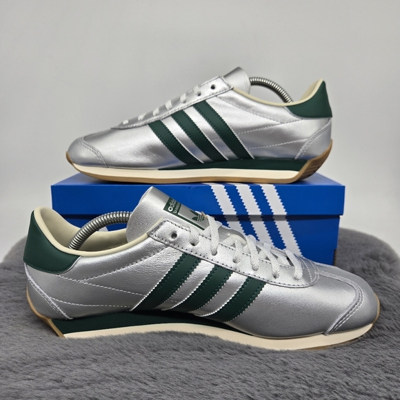 Adidas Country OG Women’s Sneakers Silver Metallic/Collegiate Green Size 8.5 New - Picture 6 of 8